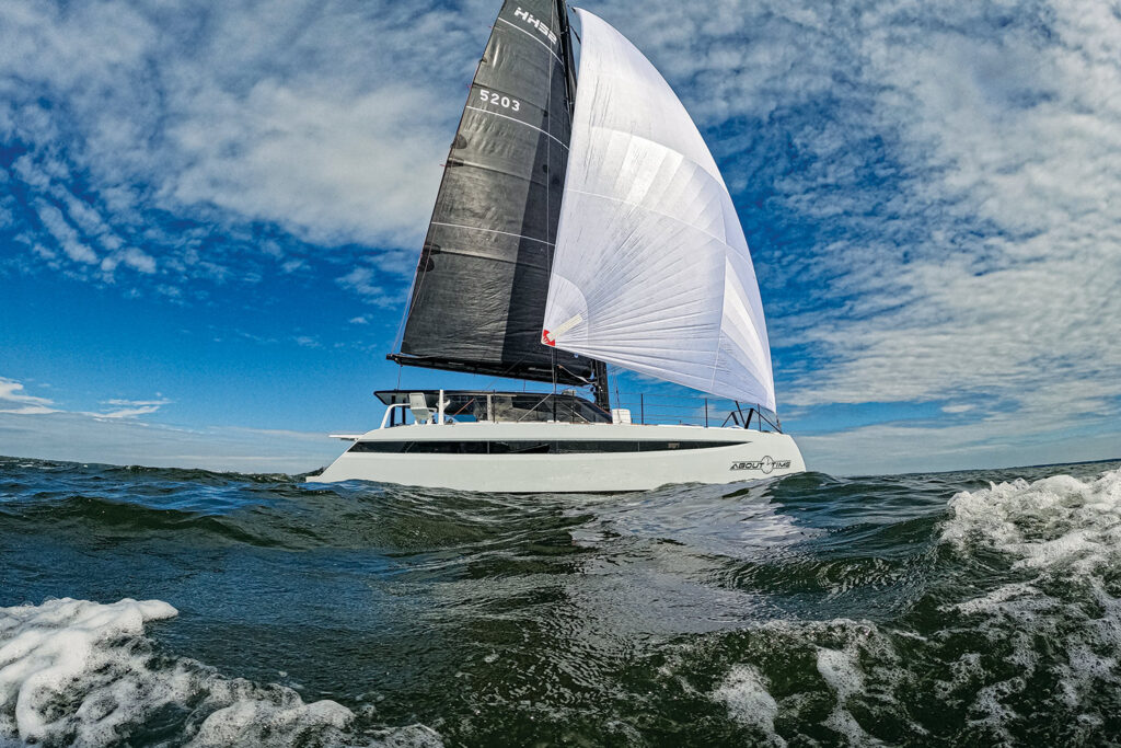 HH Catamaran HH52