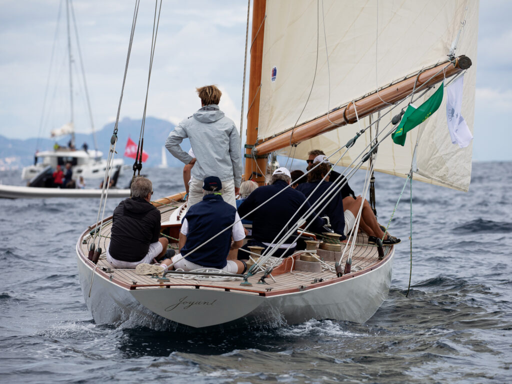 Stephan Lobmeyr’s P Class Joint